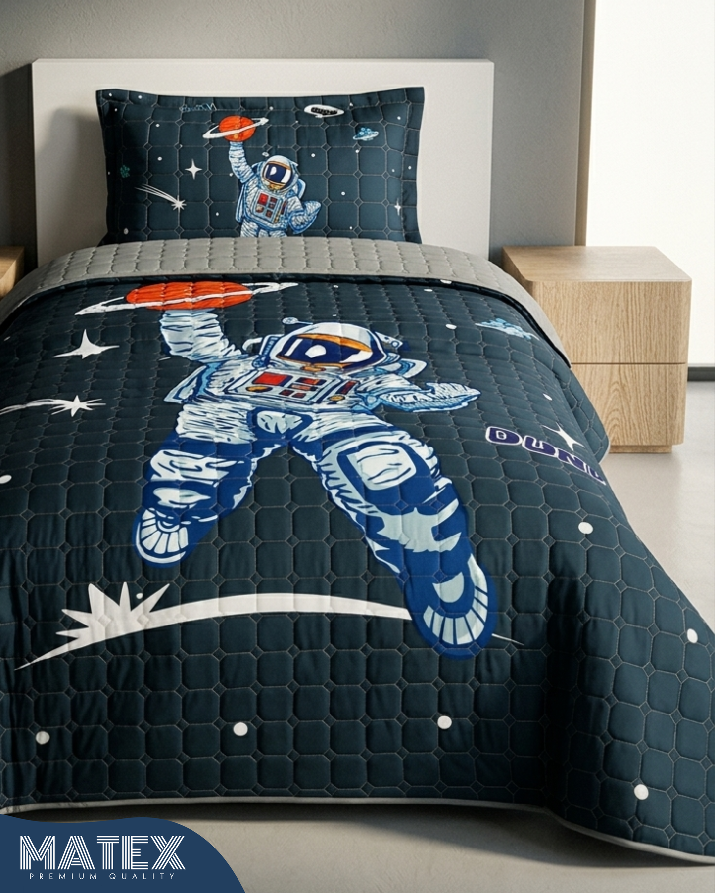 GalaxyDream Astronaut Bedspread Set (3pcs)
