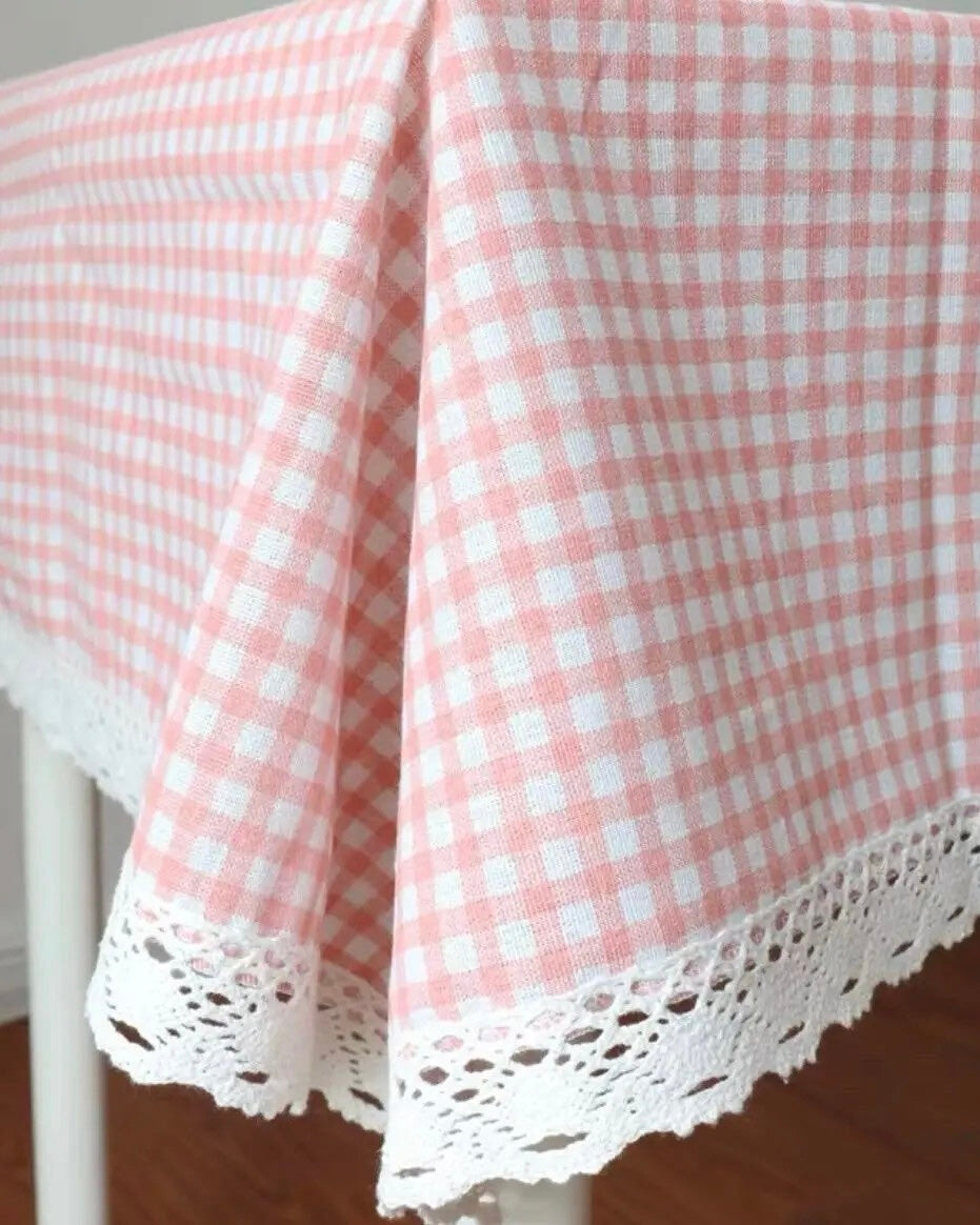 Cotton TableCloth with Lace