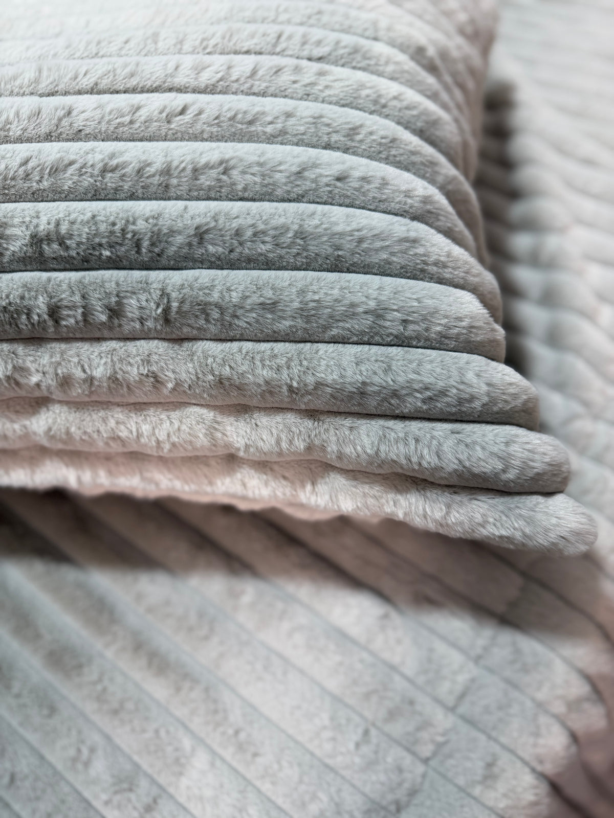 King Size Light Grey PlushWave Comforter Set