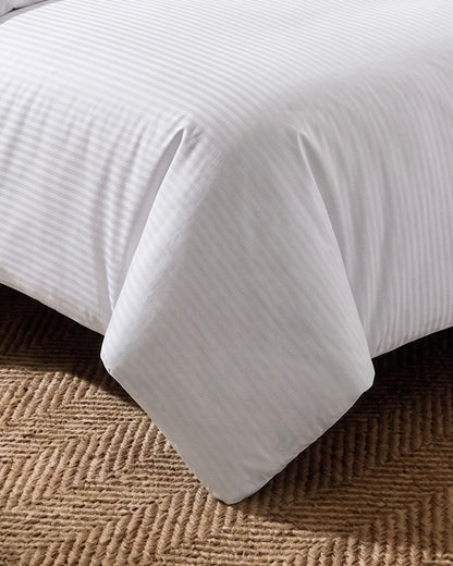 CottonLine™ Pure White Stripe Bed Set