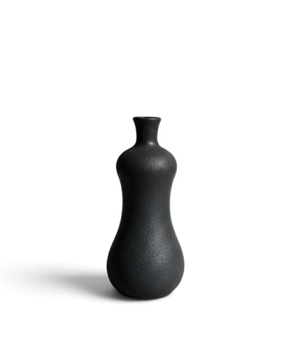 مزهرية سيراميك نورديك داكنة