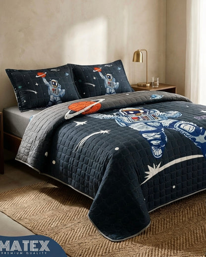 GalaxyDream Astronaut Bedspread Set (3pcs)