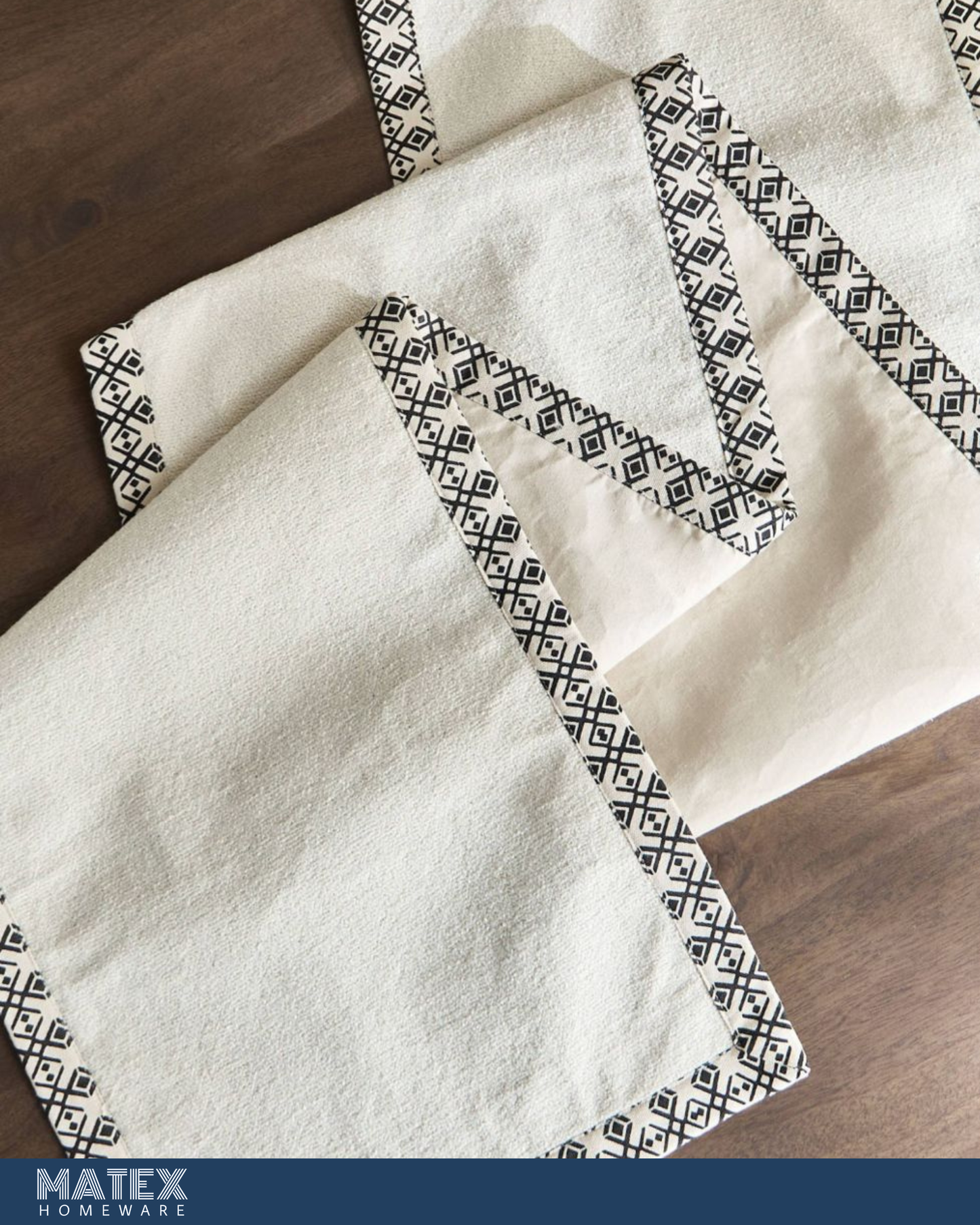 Printed Flange Table Runner - 33x180 cm