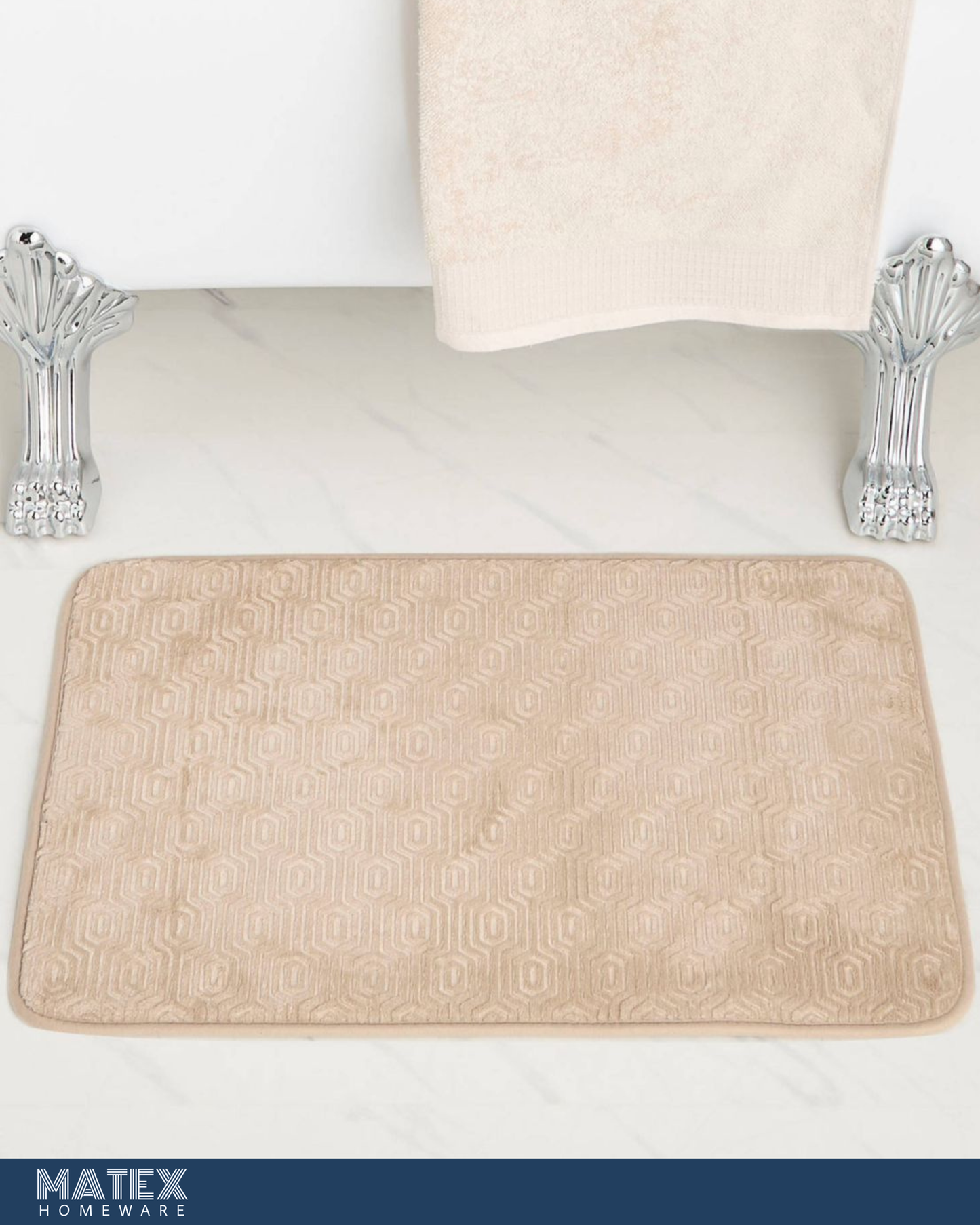 Honeycomb Embossed Bathmat - 70x45 cm
Colour: Brown