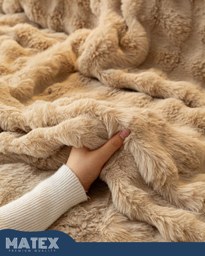 CuddleCloud™ – Luxe Bubble Fur Blanket
