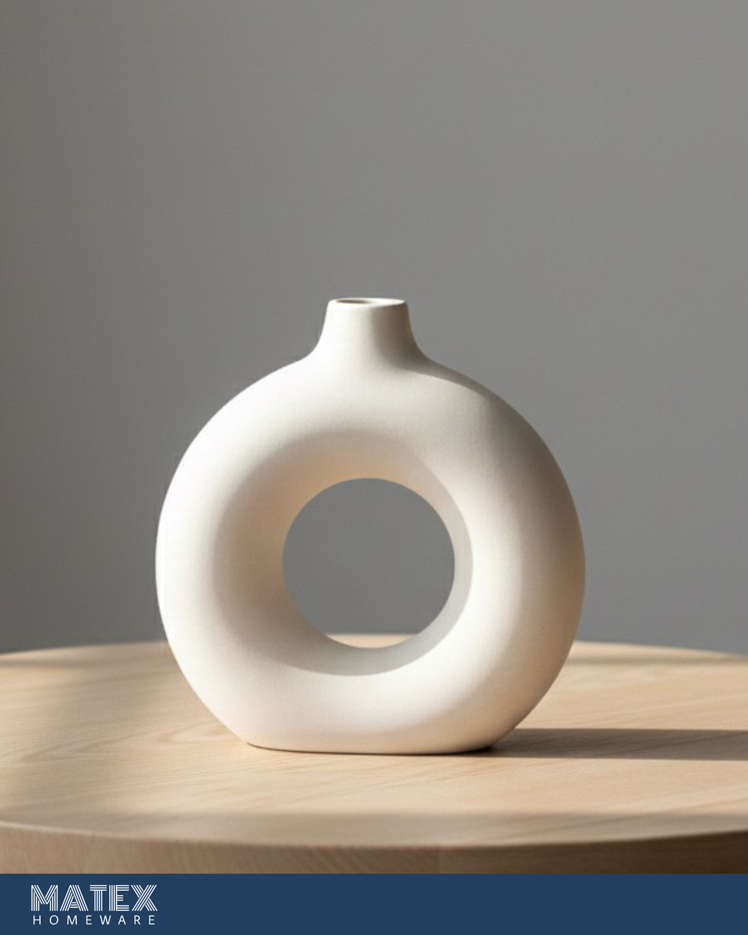 Elegant Ceramic Vase - 21cm