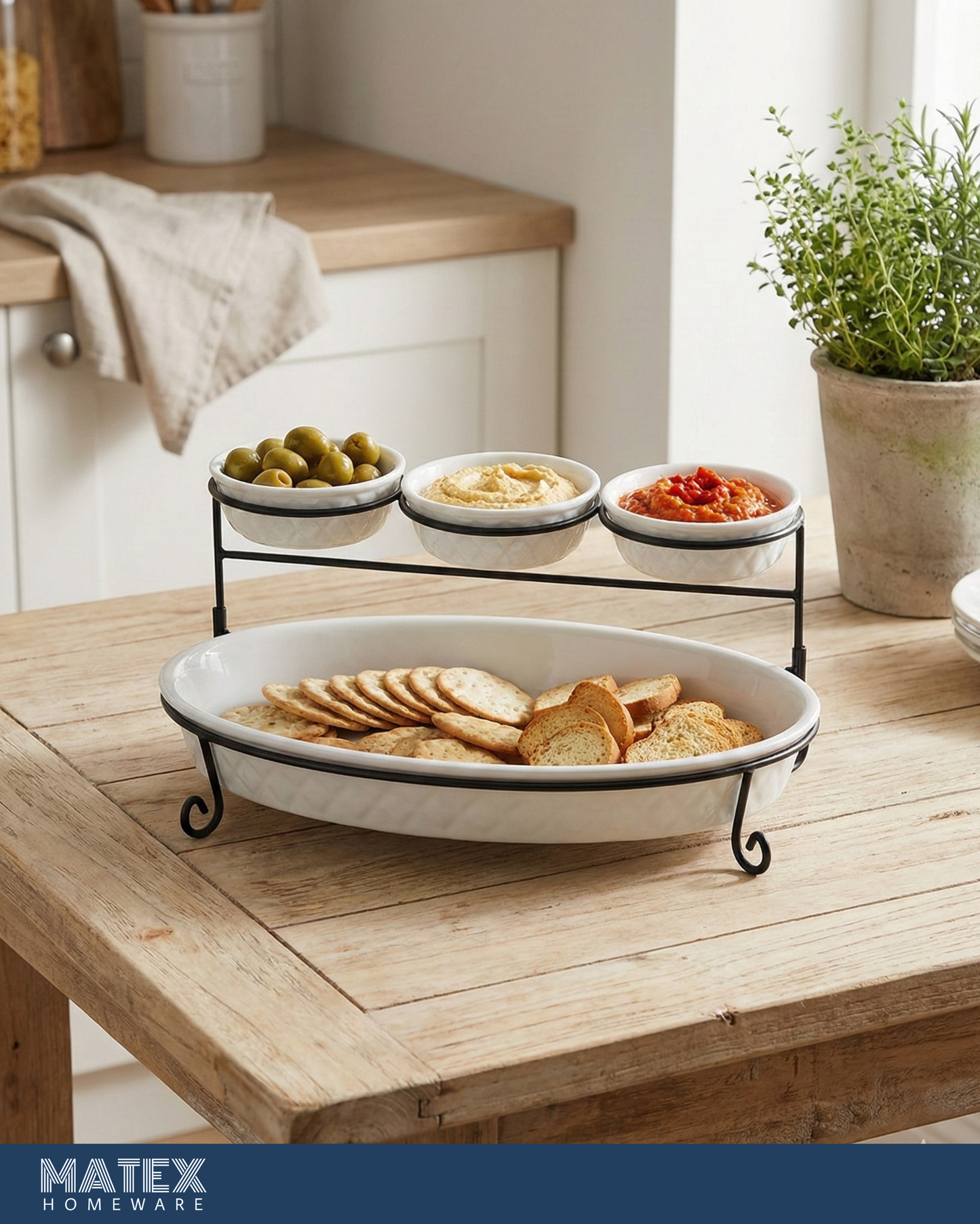 2 TIER OVAL BAKER SERVING SET