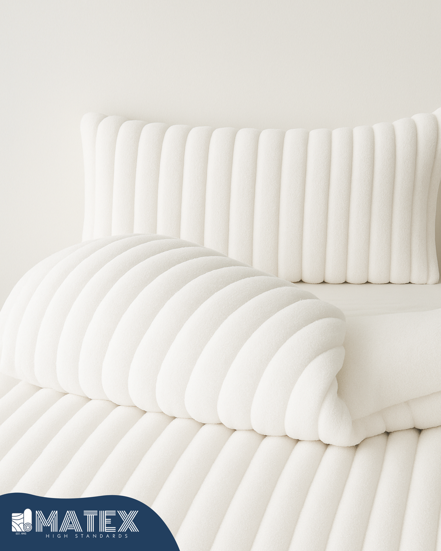 King Size White PlushWave Comforter Set (3 pcs)