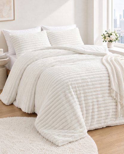 King Size PureWhite PlushWave Comforter Set (3 pcs)