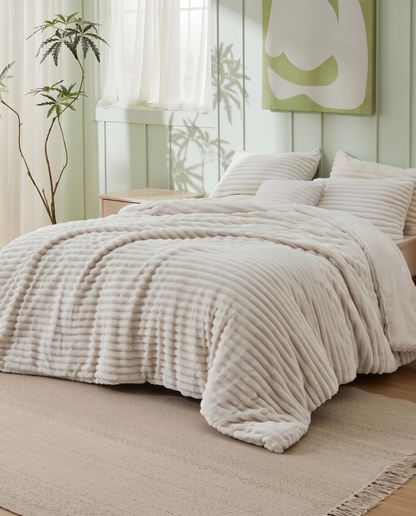 King Size Creamy Greige PlushWave Comforter Set (3 pcs)
