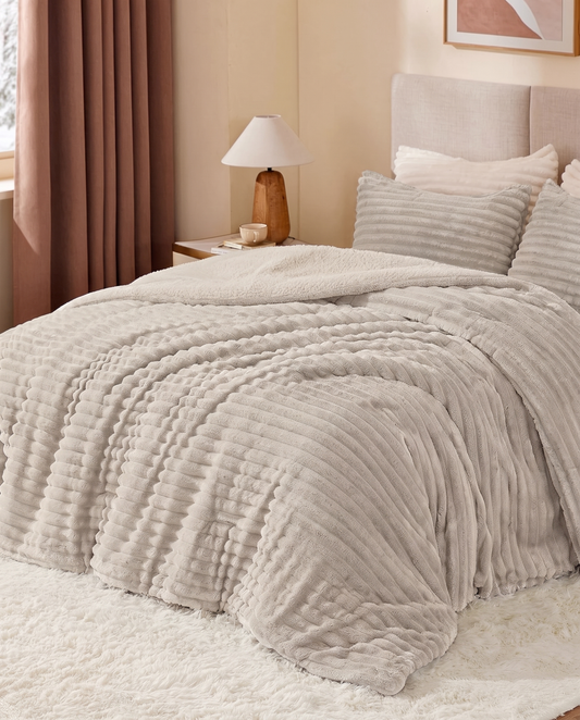 King Size Creamy Greige PlushWave Comforter Set (3 pcs)